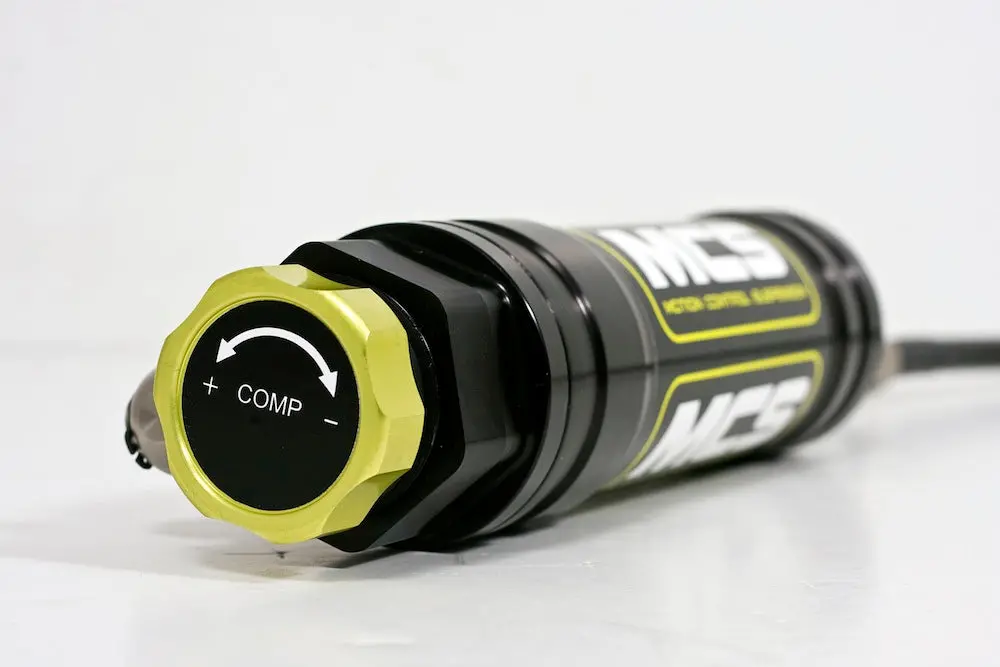Mcs 2 Way Remote Reservoir Dampers For The 1997-2001 Acura Integra Type R 5