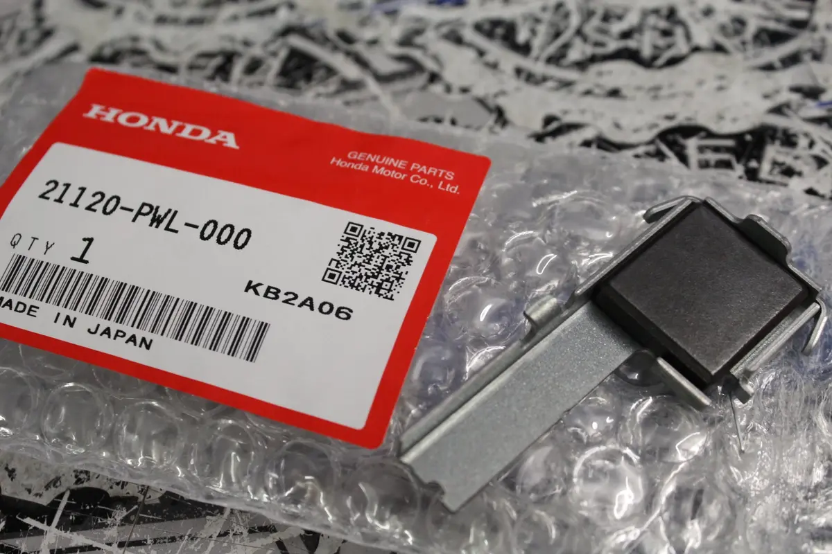 Oem Honda Transmission Magnet For K Series (K20a, K20a2, K20z1 K20z3, K24, K24a2, K24z7, Etc) 1