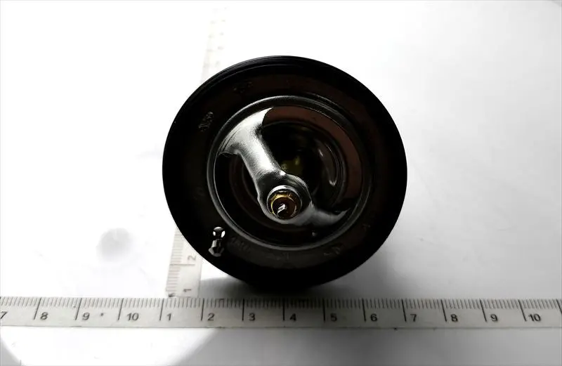 サーモ アンド ガスケット アセンフのみ 21210Aa030 スバル純正部品 1