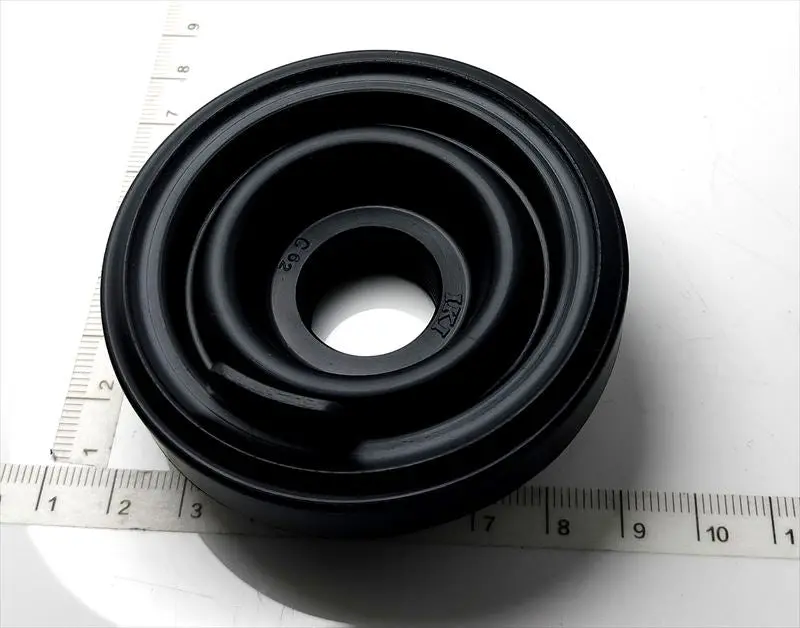 グロリア用 カバーソケツトヘツドランプ 26029-10V00 日産純正部品 1