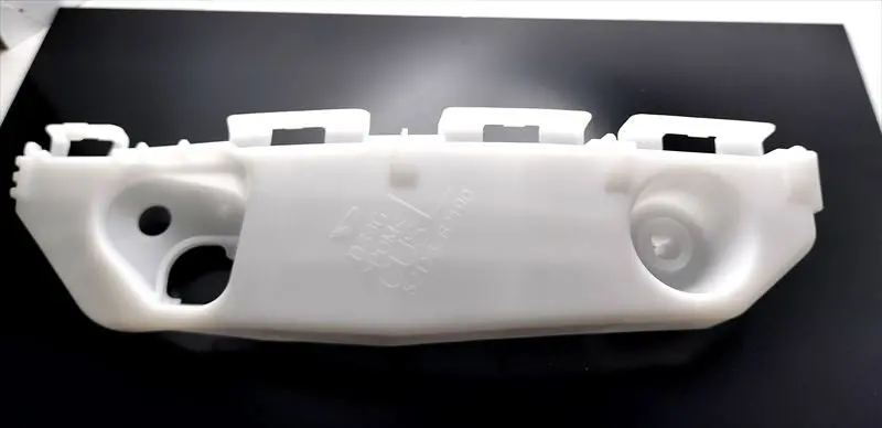 フロントバンパサイドのサポートの左側のみ 52116B2190 タント用 ダイハツ純正部品 1