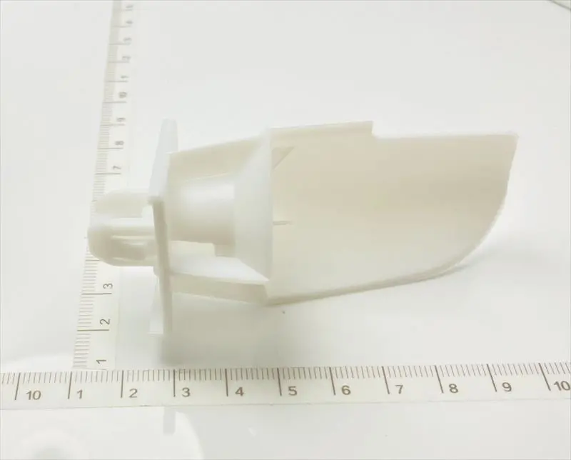 ヘッドランプブラケットｒｈのみ 53245-26040 ハイエース用 トヨタ純正部品 M120m 1