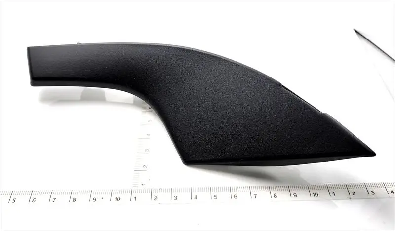 カウルサイドパネルホールのカバーの左側のみ 53446B2030 ソニカ用 ダイハツ純正部品 1