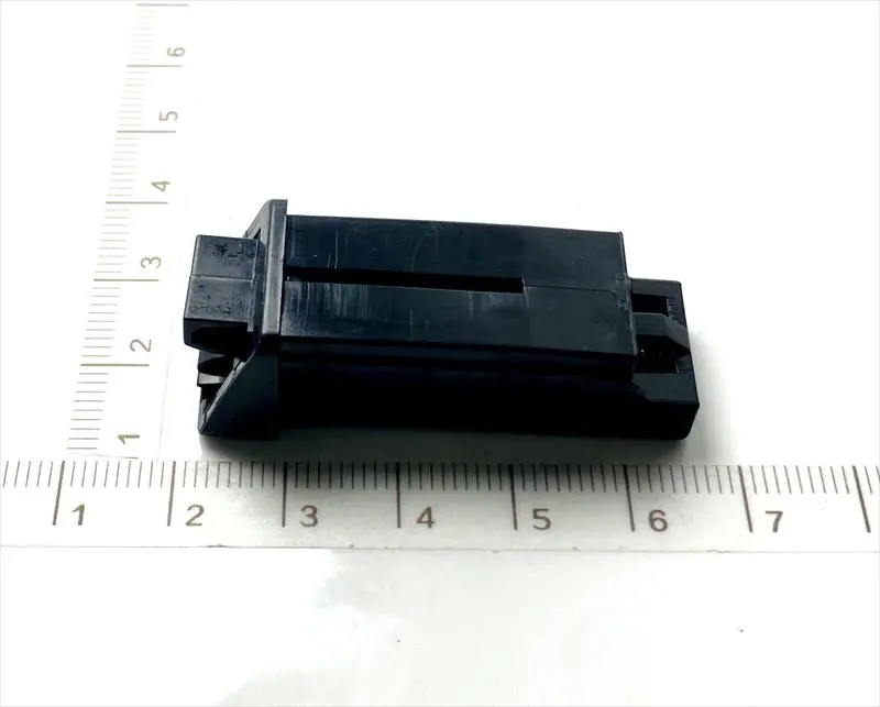 カセットボックスのロックａｓｓｙのみ 55570B2010 ミラジーノ用 ダイハツ純正部品 1