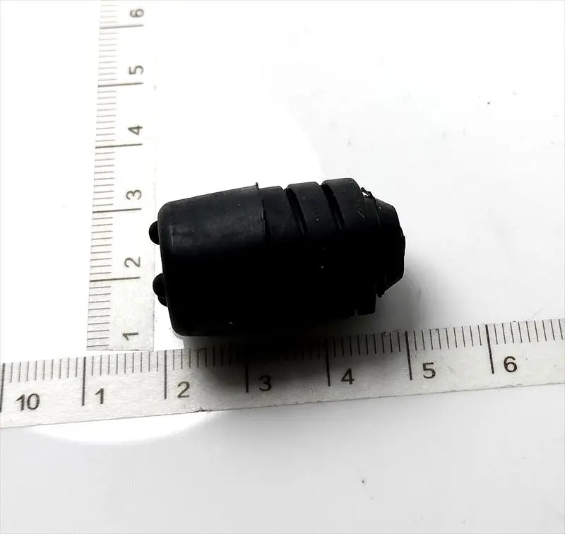 キューブキュービック用 バンパー ラバーのみ 65822-3U000 Dba-Ygz11 日産純正部品 1