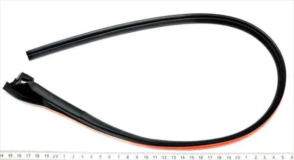 プリウス用 ウェザーストリップのみ 67895-47011 Daa-Zvw51 トヨタ純正部品 1