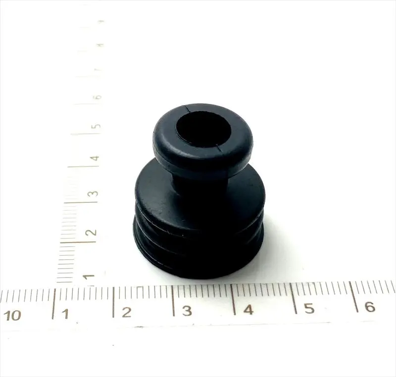 「複数種類あり」 スイツチ の ブーツ ■ 』 図の略番 83443 のみ』 スバル純正部品 サンバー <Br>適合年式[平成01年11月～Next]<Br>『品番』 682156050 ^J10^ 1
