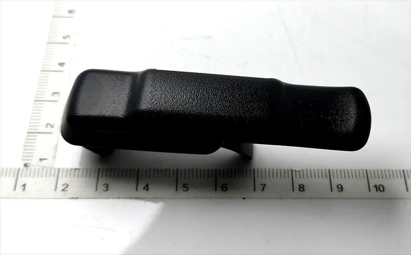 リヤシートのショルダベルトのハンガのみ 7337158010C0 メビウス用 ダイハツ純正部品 1
