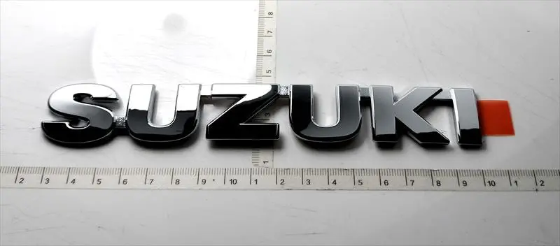 『2番のみ』 エスクード用 スズキ(クローム)のエンブレムのみ 77821-58J00-0Pg Fig777a スズキ純正部品 Kwd10kwd 1