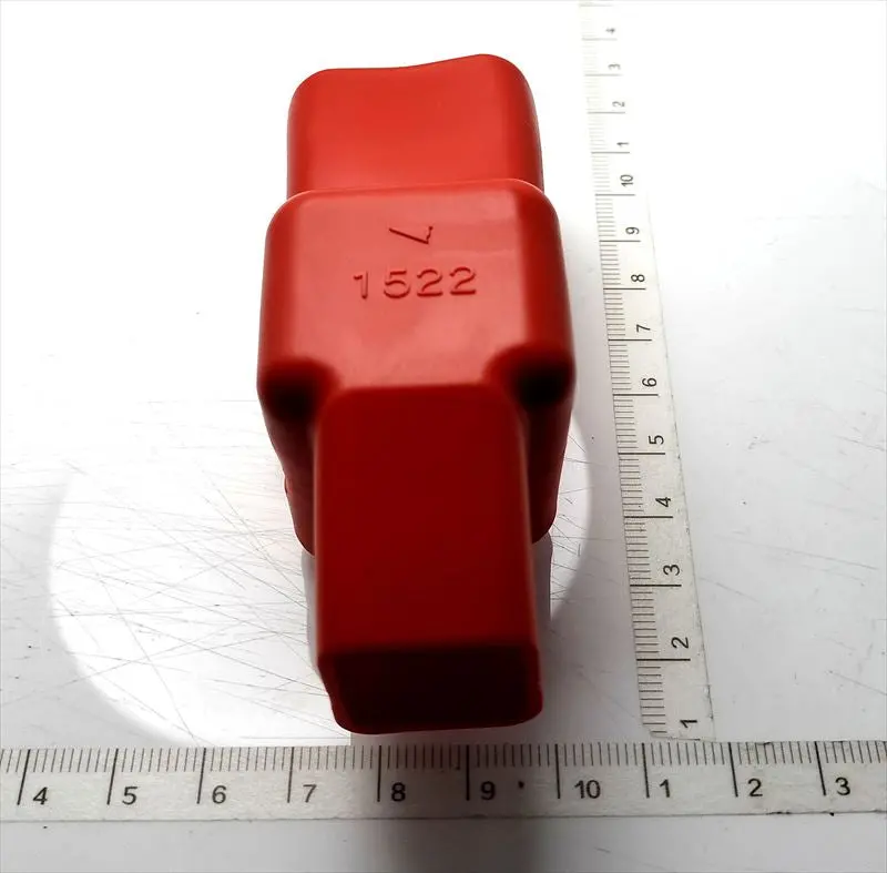 「複数種類あり」 バツテリ の ブーツ ■ 『図の略番 81611 のみ』 スバル純正部品 サンバー <Br>適合年式[平成10年08月～24年02月]<Br>『品番』 81611Aa000 ^J7^ 1