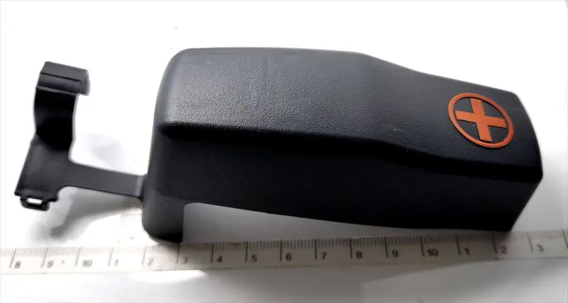 スープラ用 バツテリー コネクター カバーのみ 82821-50050 Jza80-A トヨタ純正部品 1