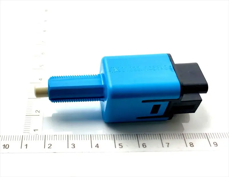 ストップランプスイッチａｓｓｙのみ 84340-B2050 ピクシス メガ用 トヨタ純正部品 1