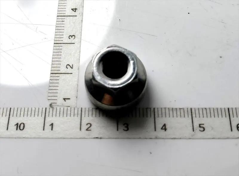 タンク用 ナットのみ 90041-79333 Dba-M900a トヨタ純正部品 1
