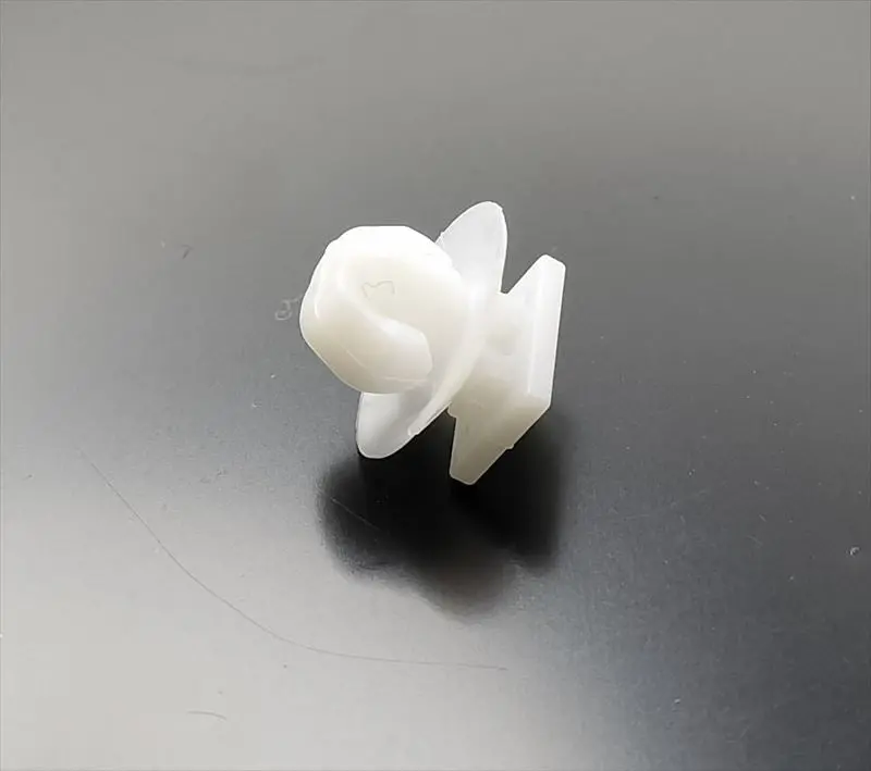 クリップ（リヤドアアウトサイドモールディング）のみ 90044-67615 ピクシス Joy用 トヨタ純正部品 M113m 1