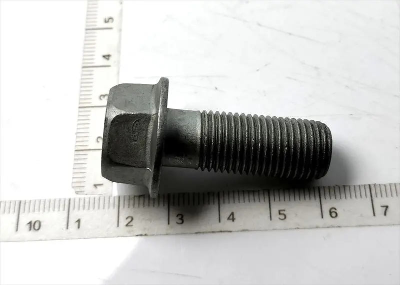 ソアラ用 ボルトのみ 90105-12228 Ua-Uzz40 トヨタ純正部品 1