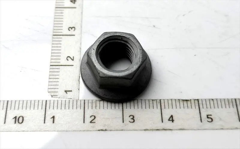 フロントサスペンションサポートナットのみ 90178-10011 アルファード用 トヨタ純正部品 M59m 1