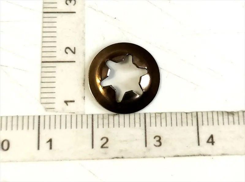 プリウス用 ナットのみ 90183-06031 Daa-Zvw51 トヨタ純正部品 1