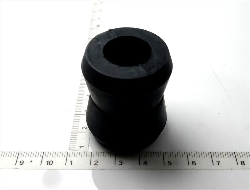 リヤショックアブソーバブシュｌｈのみ 90385-19006 コースター用 トヨタ純正部品 M60m 1