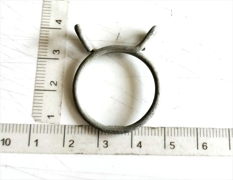 ベンチレーションホースクリップｏｒクランプのみ 90467-23002 カローラアクシオ用 トヨタ純正部品 M13m 1