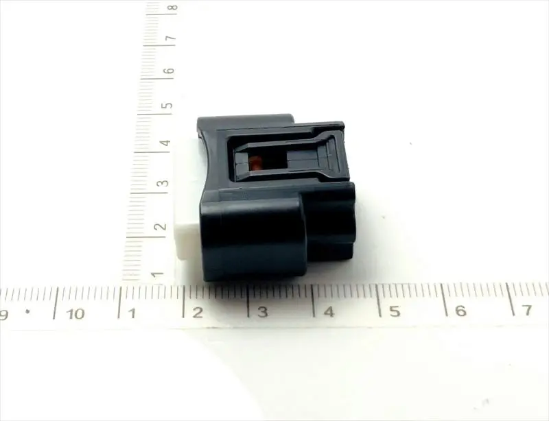 プロボックス用 コネクターのハウジングのみ 90980-11885 Dbe-Ncp55v トヨタ純正部品 1