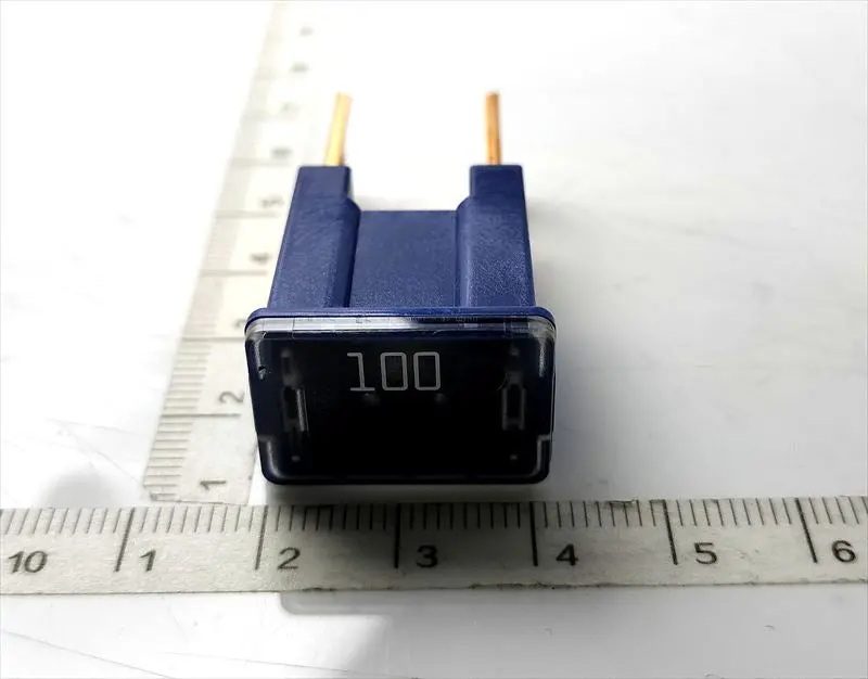 エンジンルームヒュージブルリンクのみ 90982-08246 アクア用 トヨタ純正部品 M133m 1