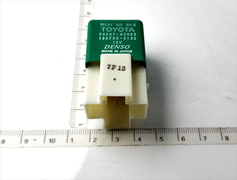 ガラスハッチジャンクッションリレーのみ 90987-03003 ヴォルツ用 トヨタ純正部品 M133m 1