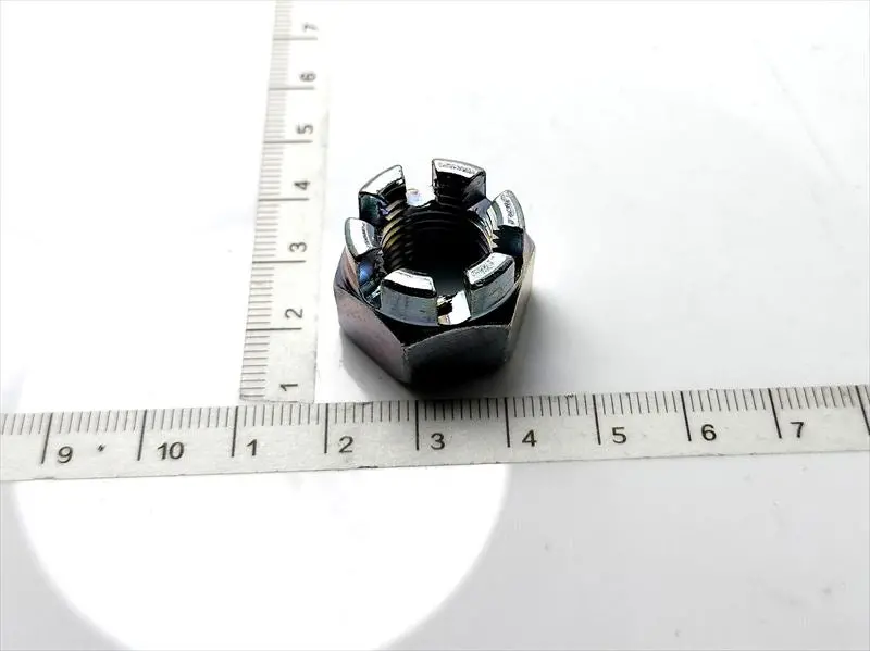 ロードスター用 キヤツスルのナットのみ 9992-31-400 E-Na8c マツダ純正部品 1