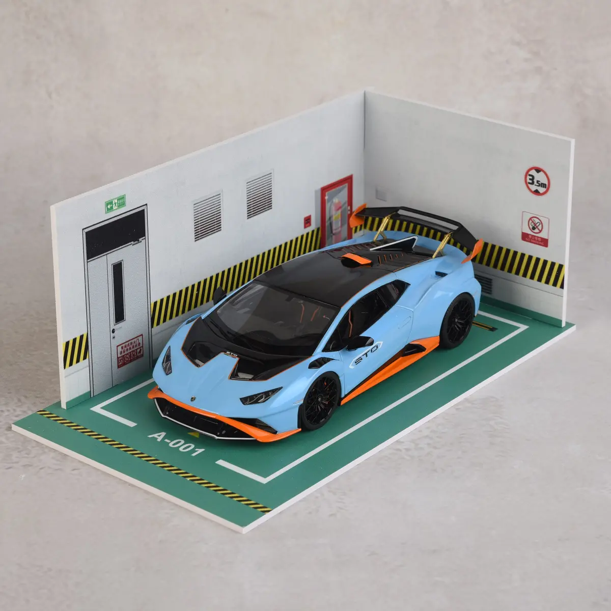 Alpha Model Car Model Scene 1 Scale 1/24 2
