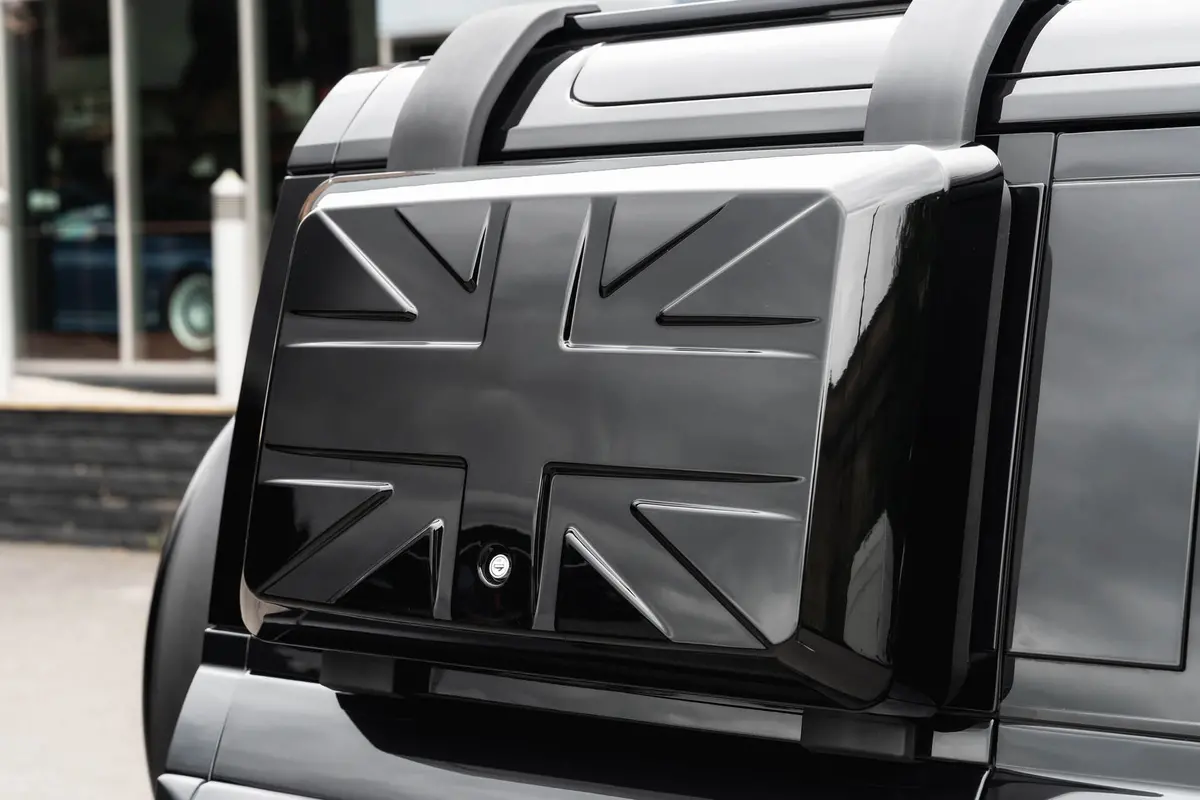 Union Flag Side-Mounted Storage Box For Land Rover Defender (2020 Onwards) 1