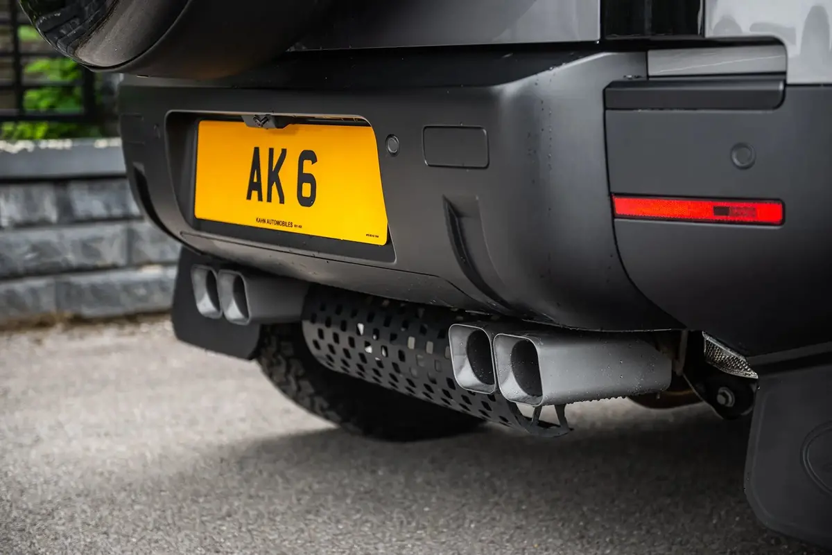 Quad Exhaust System For Land Rover Defender 90 2.0 Petrol (2020 Onwards) 1