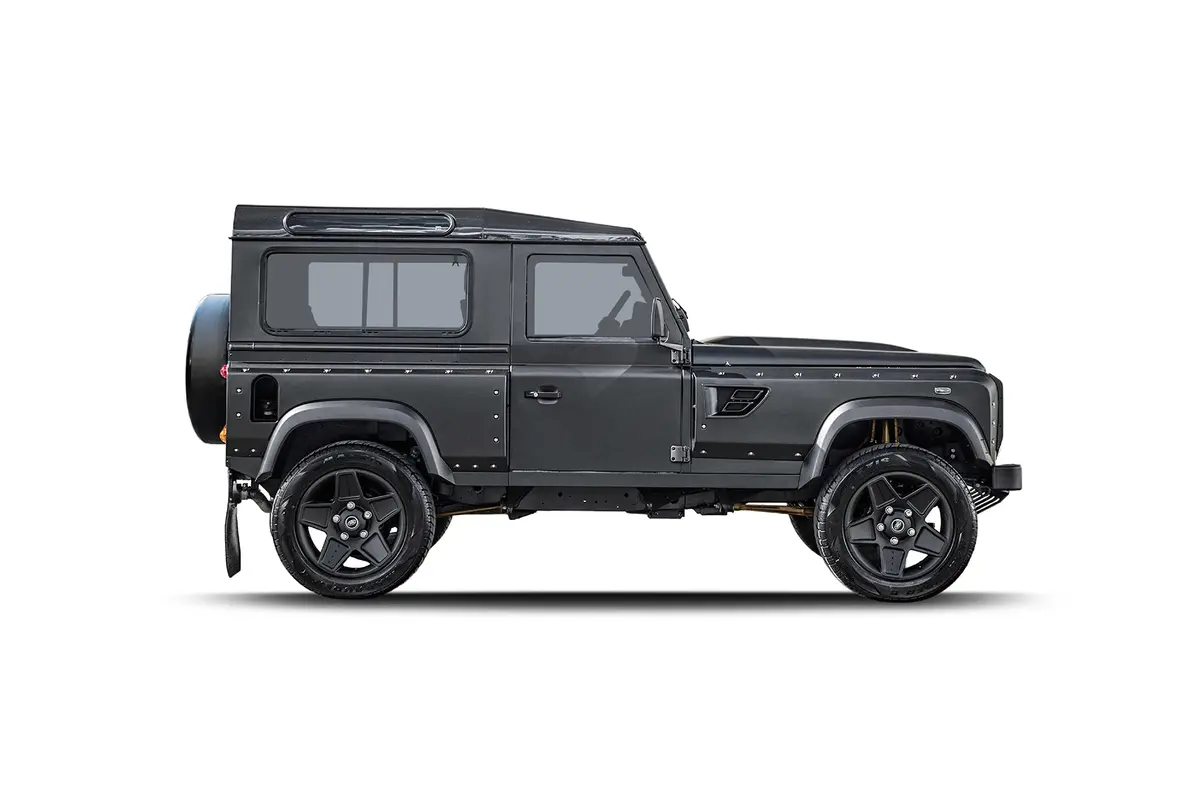 105 Widebody Longnose Defender 1