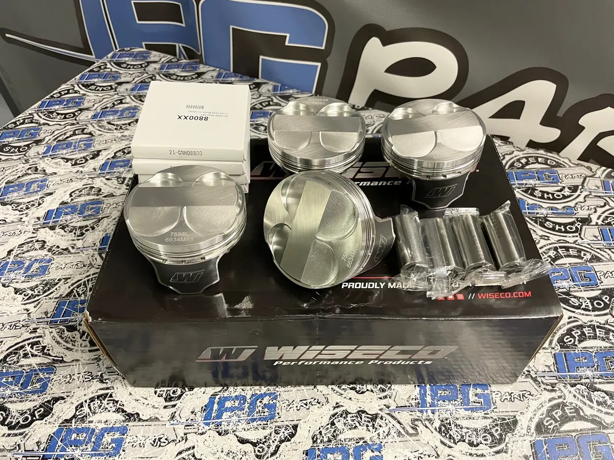 Wiseco Pistons With 13:1 Compression Ratio For The Honda K24 Block, K20 Head K20/K24 3