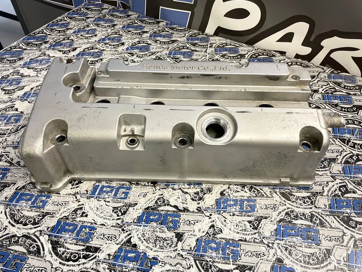 Used K20 Valve Cover - K20, K20a, K20a2, K20z1 2