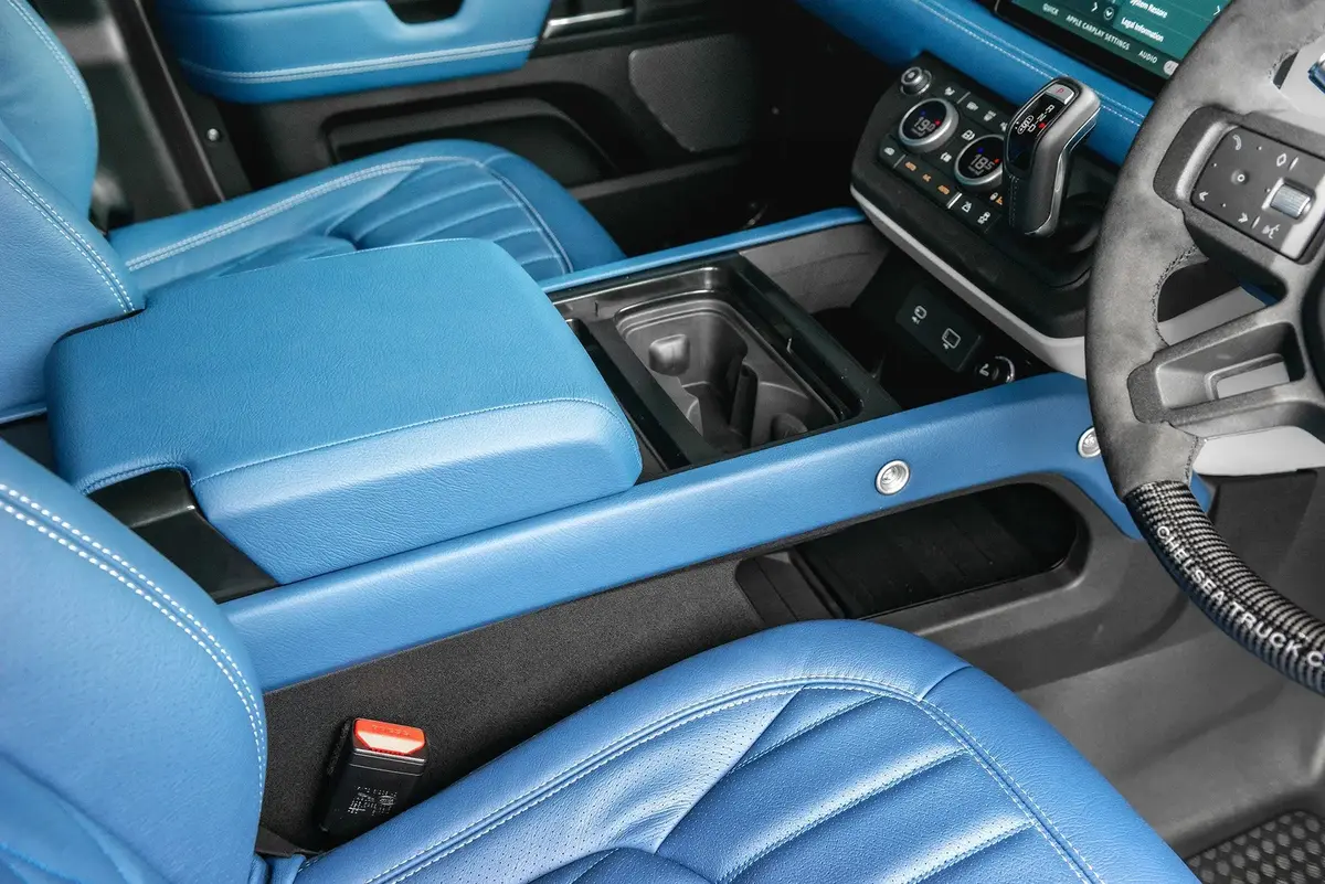 Centre Console With Armrest For Land Rover Defender (2020 Onwards) 1