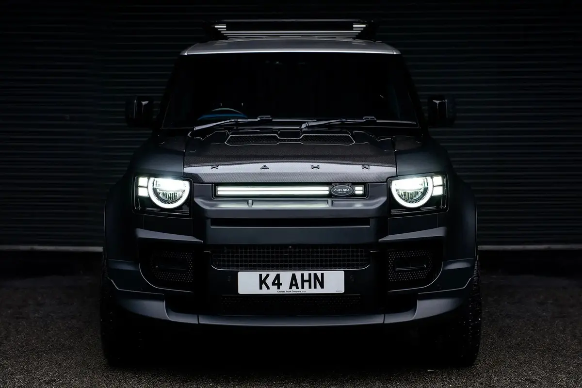 Grille With Led Lightbar For Land Rover Defender (2020 Onwards) 1