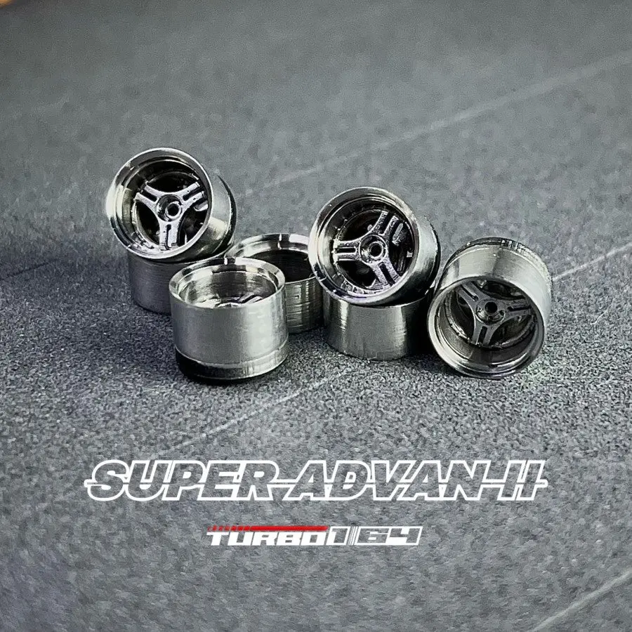 Turbominiscale Model Super Advan 1