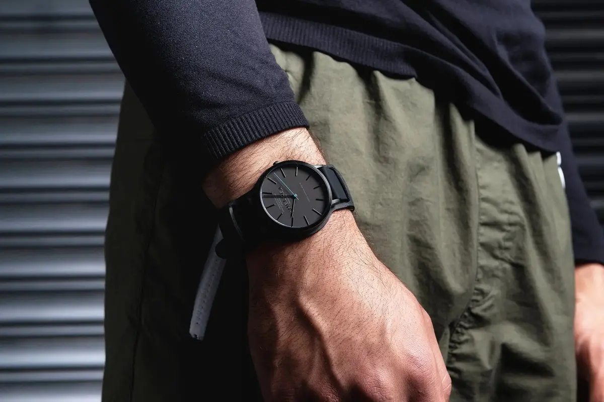 Buy Chelsea Truck Co. Expedition Stealth Watch 2