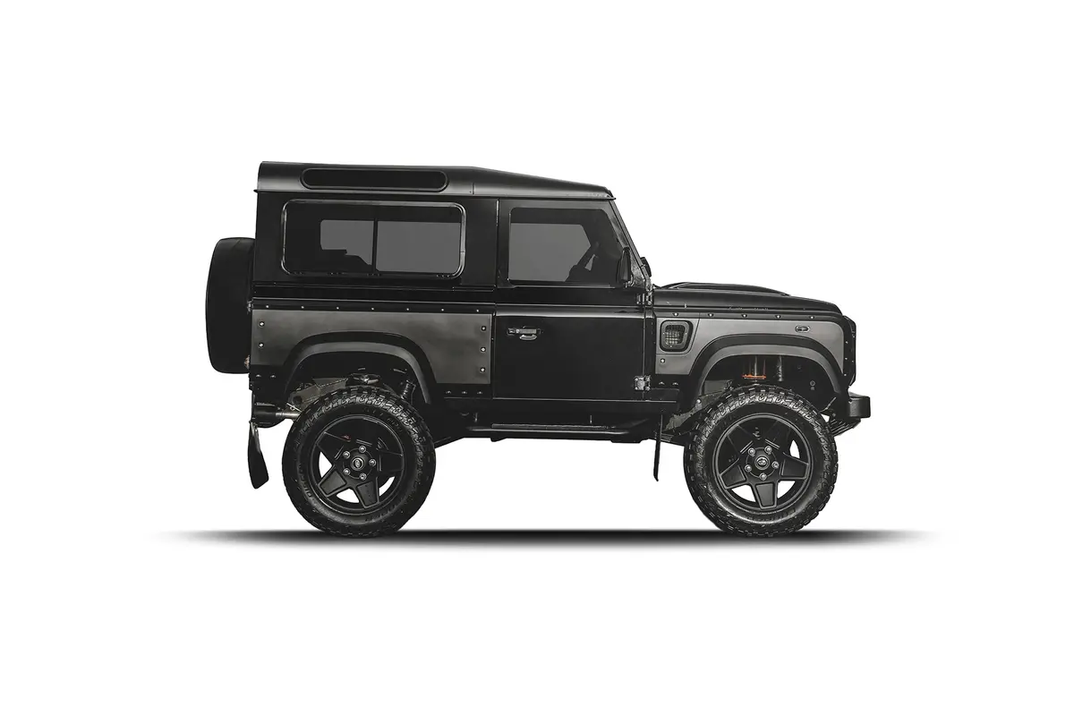 Vanguard Defender 90 1