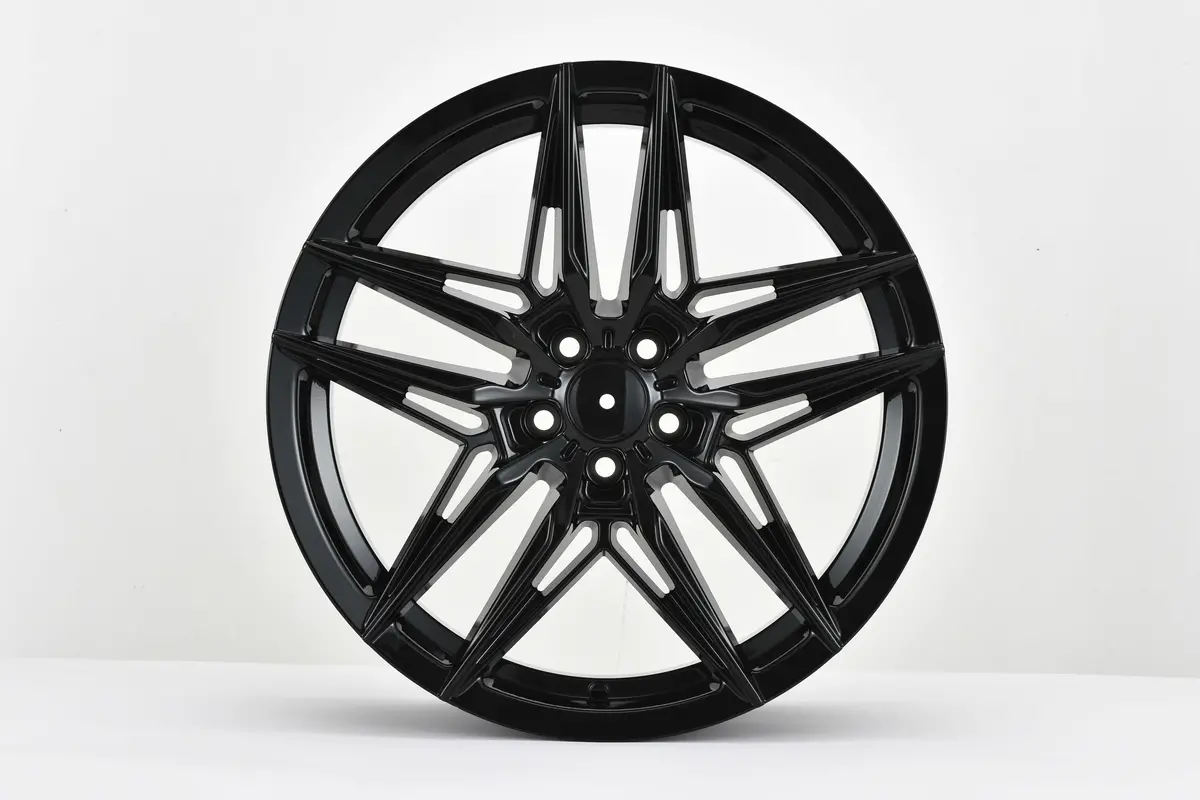 18" Blade Style Wheels 1