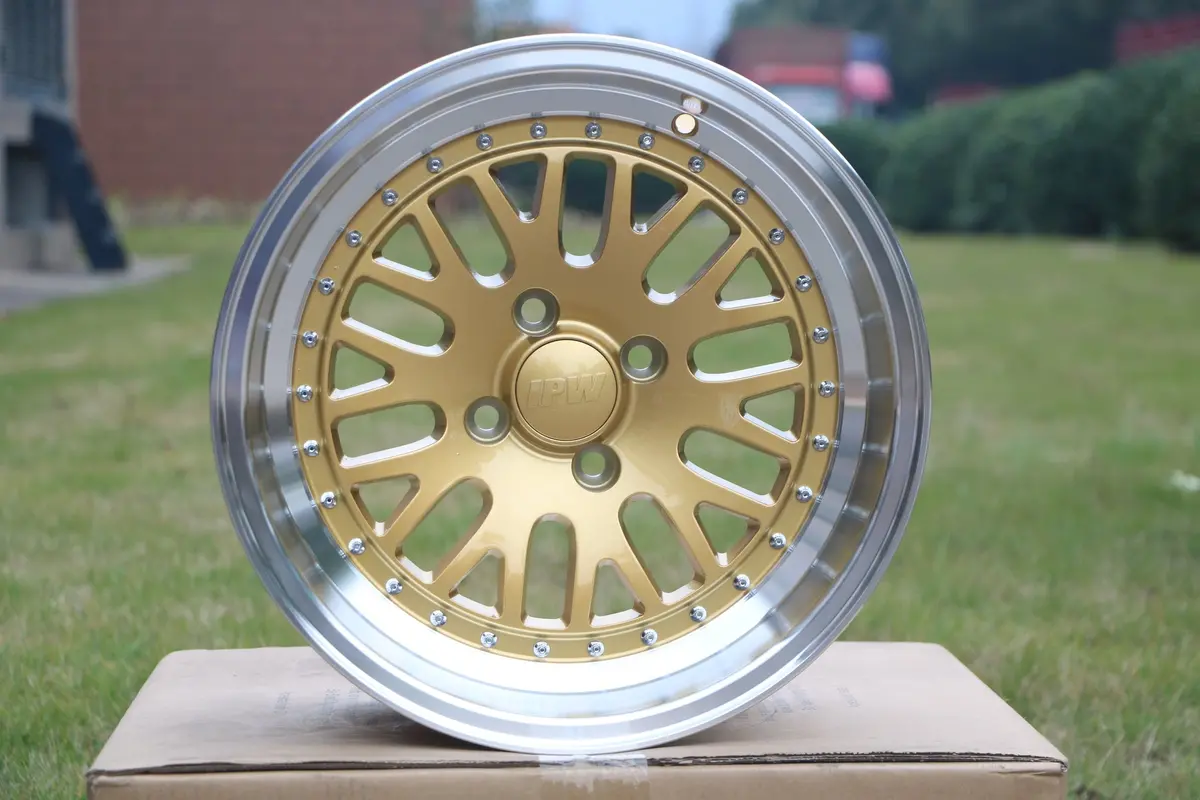 15" Lm20 Style Wheels 1
