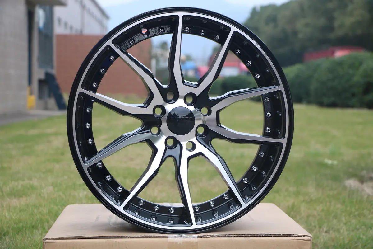 17" Mesh Style Wheels 1