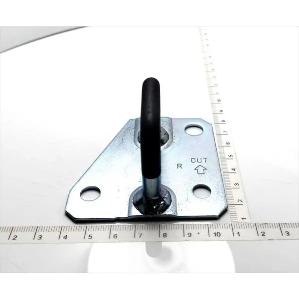 キャリィ／エブリィ用 リヤアウトサイドライトのストライカのみ 87870-64P00 Fig875b スズキ純正部品 1