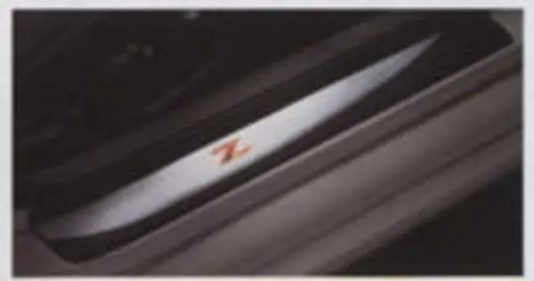 『フェアレディーz』 純正 Z34 キッキングプレート パーツ 日産純正部品 Fairladyz オプション アクセサリー 用品 1