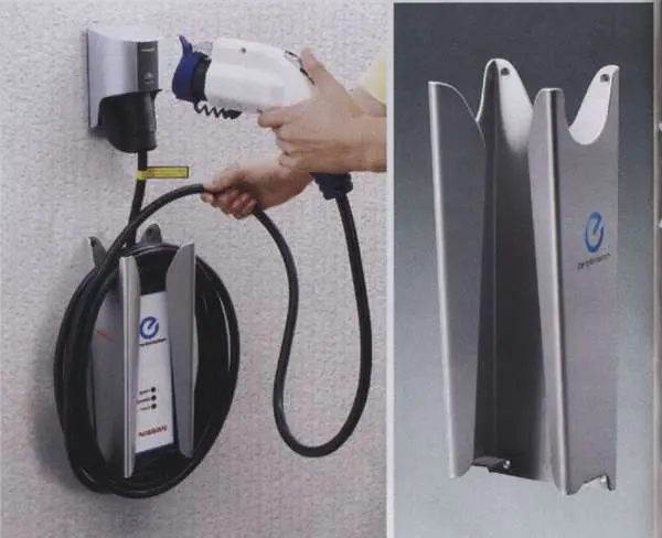 『リーフ』 純正 Ze0 充電ケーブルホルダー Zzee1 パーツ 日産純正部品 Leaf オプション アクセサリー 用品 1