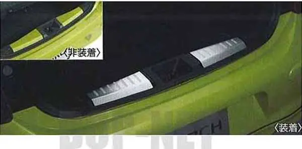『マーチ』 純正 K13 Nk13 ラゲッジキッキングプレート D8wv0 パーツ 日産純正部品 スカッフプレート ステップ 保護 March オプション アクセサリー 用品 1