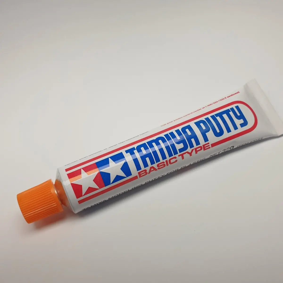 Tamiya Putty Basic Type 32Gr 87053 1