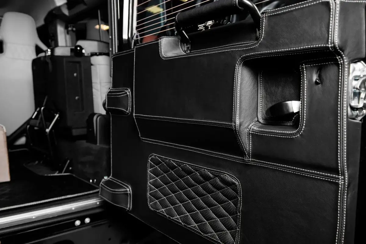 Land Rover Defender (1991-2016) Rear Door Panel 1