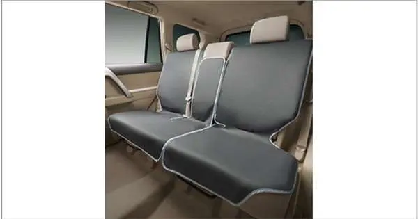 『ランドクルーザー プラド』 純正 Land Cruiser Prado セカンドシートカバー（吸水・防水タイプ） パーツ トヨタ純正部品 座席カバー 汚れ シート保護 オプション アクセサリー 用品 1