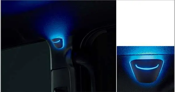 『エスクァイア』 純正 Zwr80g Zrr80g ピラーライト 本体のみ ※スイッチキットは別売 パーツ トヨタ純正部品 オプション アクセサリー 用品 1