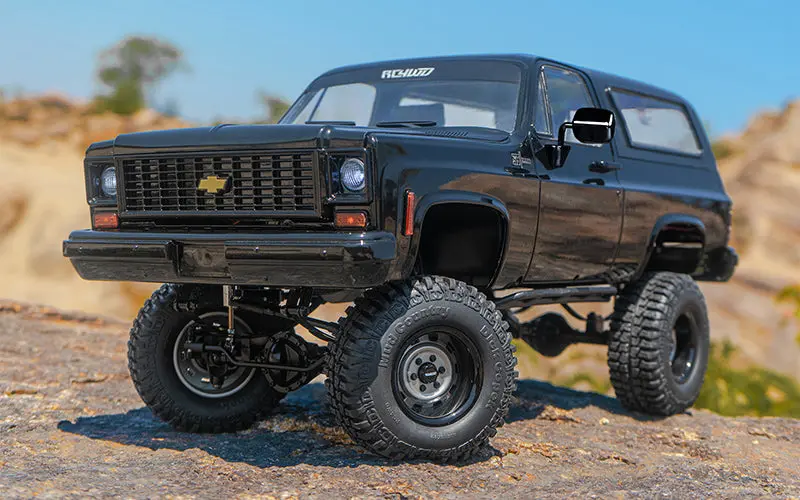 Rc4wd Trail Finder 2 Rtr W/Chevrolet Blazer Body Set (Midnight Edition) 1